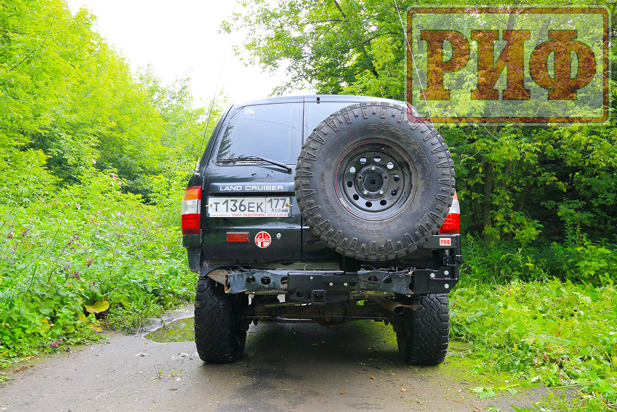 Калитка РИФ с фаркопом в штатный задний бампер Toyota Land Cruiser 105 | Custom's Tuning