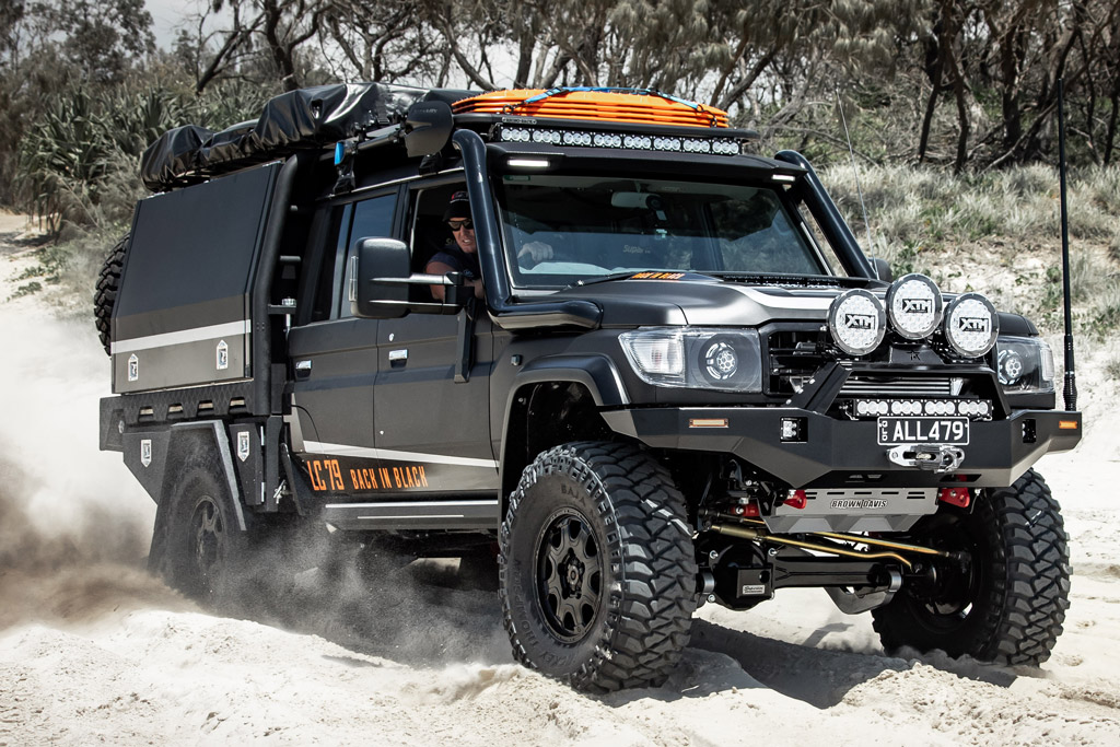 Black-4WD-Wheels-Toyota-Landcruiser-79-series-beach-sand.jpg Black-4WD-Wheels-Toyota-Landcruiser-79-series-beach-sand.jpg