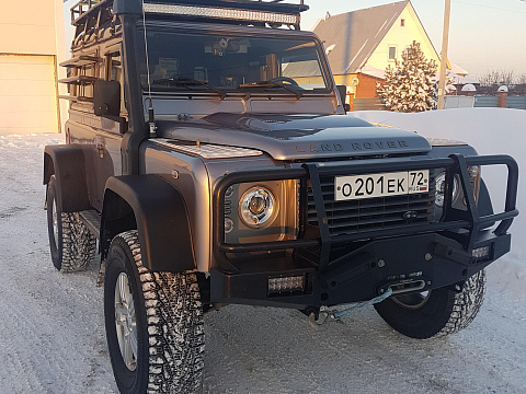 LR Defender