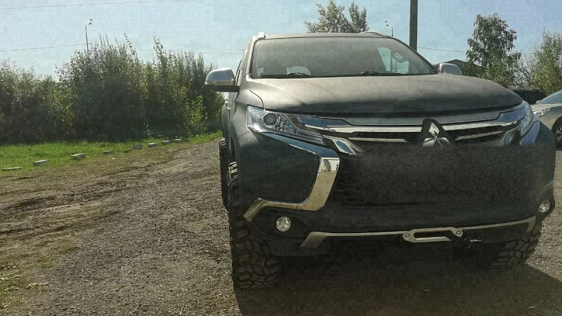 Mitsubishi Pajero Sport 3 после лифта подвески и установки лебёдки в штатный бампер — Custom's Tuning, Тюмень
