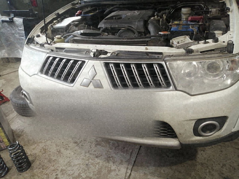 Работы по подвеске Mitsubishi Pajero Sport 2 — Custom's Tuning, Тюмень