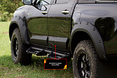 Молдинги на двери TOYOTA HILUX REVO (Шагрень)