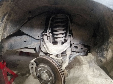 Передняя подвеска Pajero Sport 3 с новой стойкой амортизатора — Custom's Tuning, Тюмень