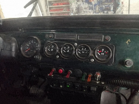 Панель приборов и тумблеры УАЗ Хантер после сборки — Custom's Tuning, Тюмень