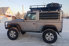 LR Defender