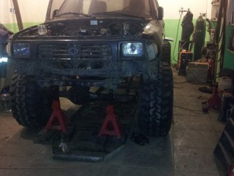 Проект «Акробат»: длинноходная подвеска на Hilux Surf